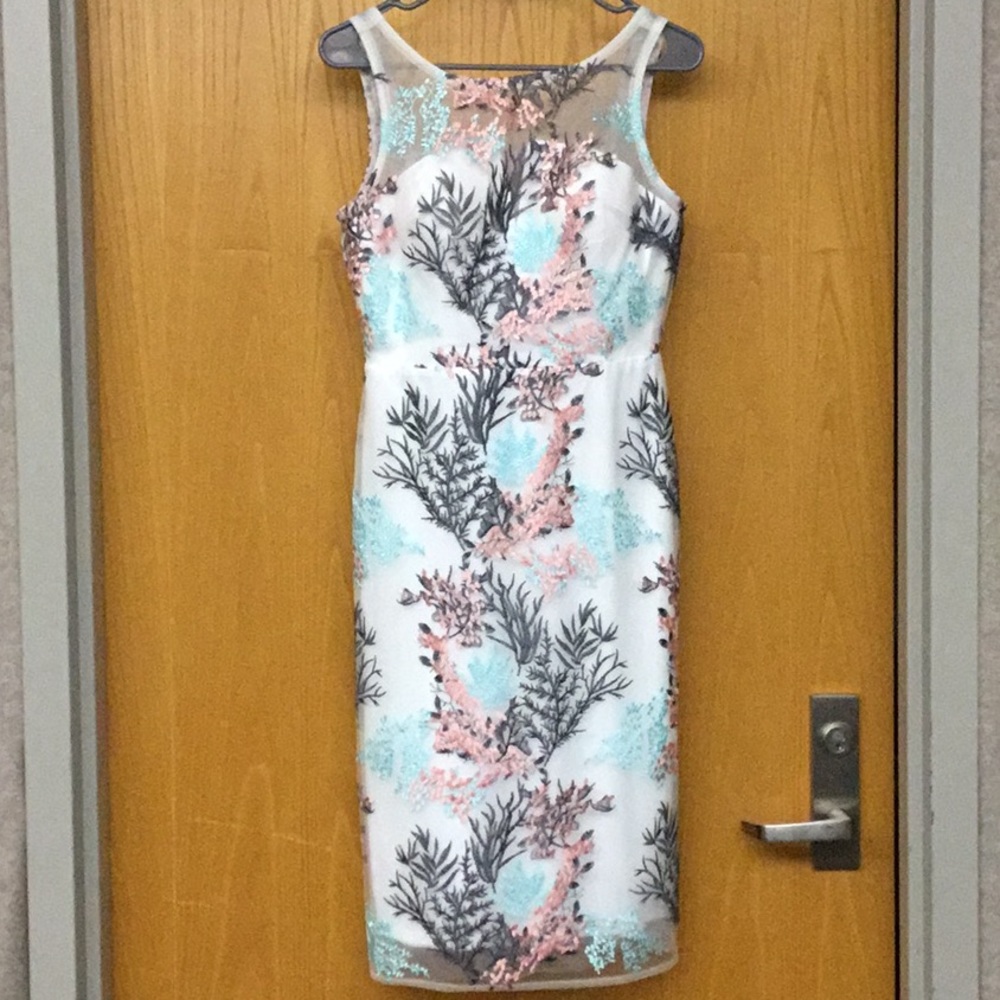 Size 4 Sleeveless midi sheath dress